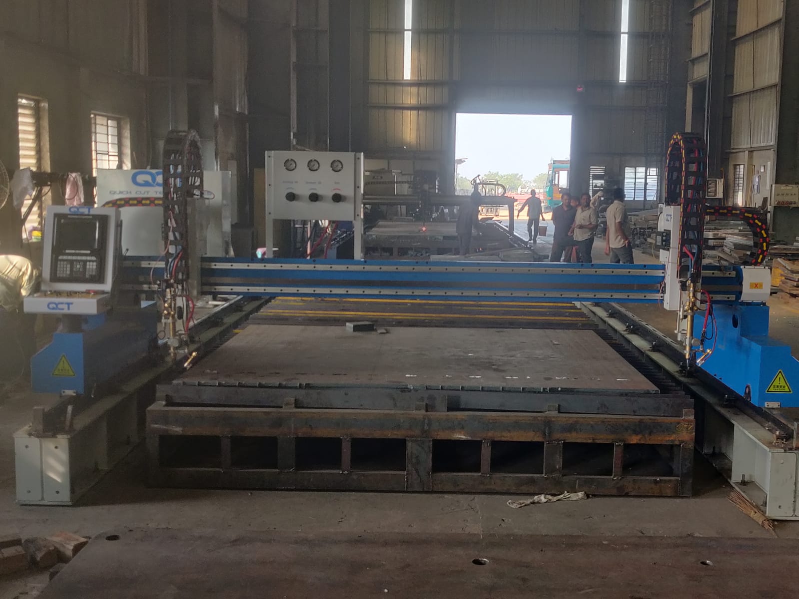 Heavy Oxy-Fuel Cutting Machine side view